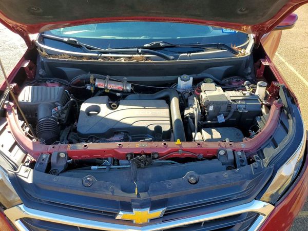 2018 CHEVROLET EQUINOX LT (1LT) — Engine bay