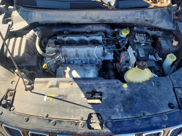 2017 JEEP COMPASS Limited — Engine bay
