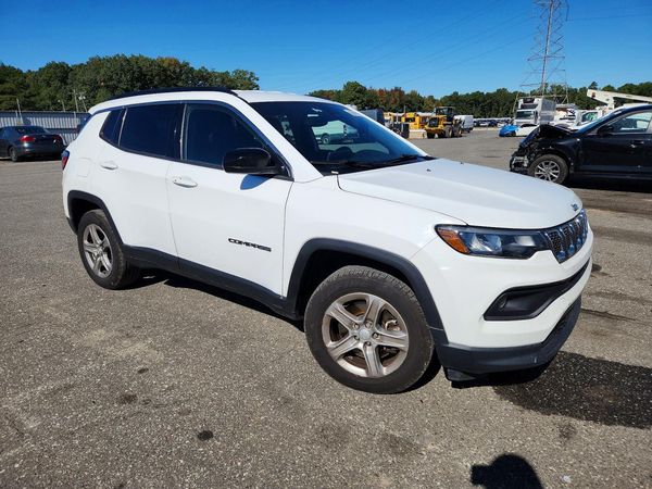 2023 JEEP COMPASS North, Latitude — Passenger 3/4