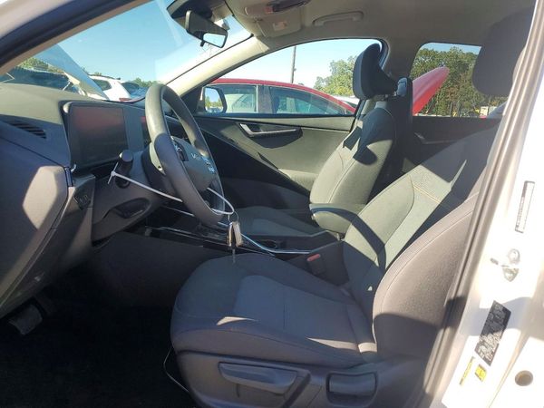 2026 KIA NIRO LX — DENT