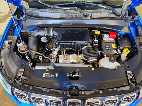 2025 JEEP COMPASS Limited — Engine bay