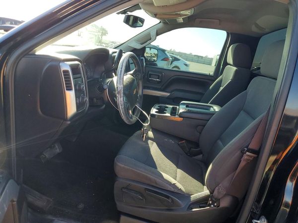 2017 CHEVROLET SILVERADO LT — DENT