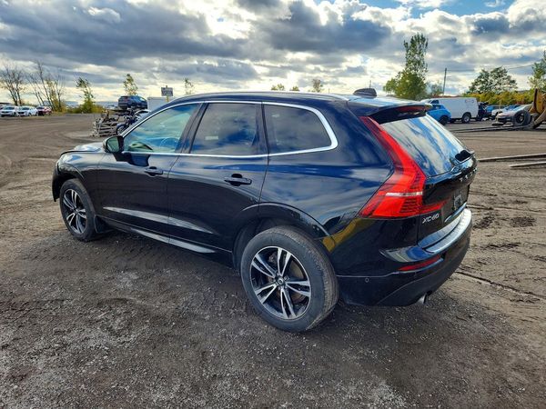2018 VOLVO XC60 Momentum — DSRA