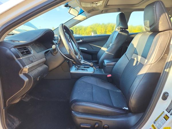 2013 TOYOTA CAMRY — DENT