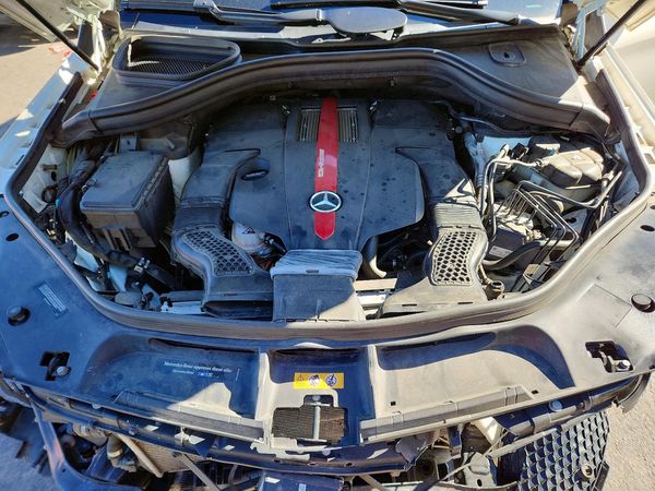 2019 MERCEDES-BENZ GLE-CLASS AMG GLE43 — Engine bay