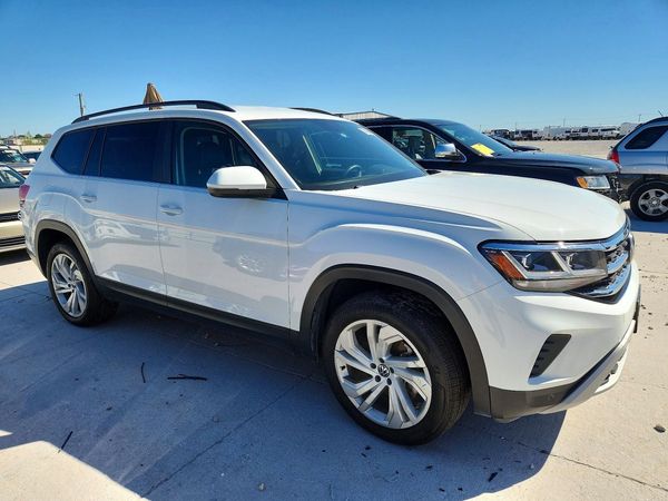 2022 VOLKSWAGEN ATLAS SE w/ Tech — Passenger 3/4