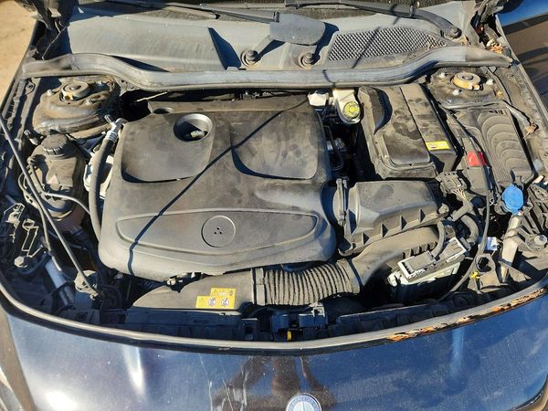 2016 MERCEDES-BENZ CLA CLA250-4M — Engine bay