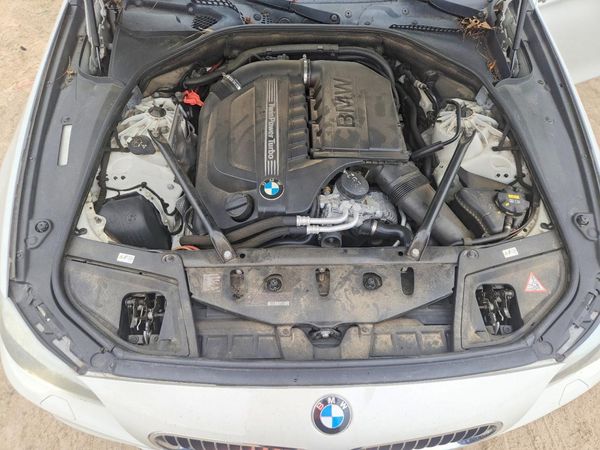 2013 BMW 535 — Engine bay
