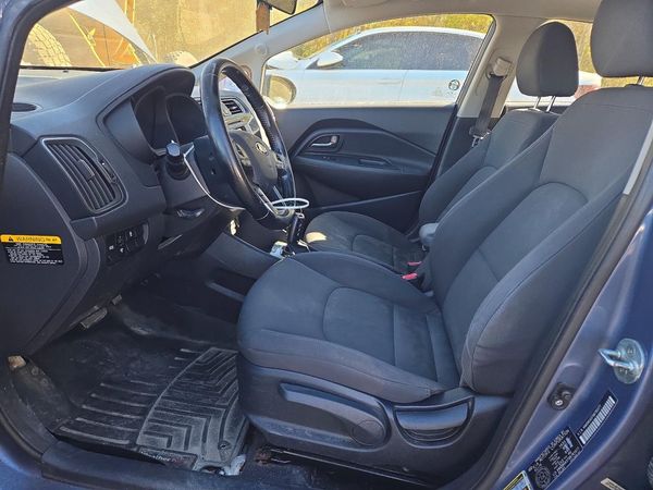 2016 KIA RIO LX A/T Power Pkg — DENT