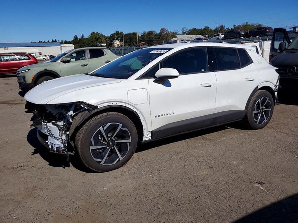 2025 CHEVROLET EQUINOX LT 1 PCY — Front 3/4