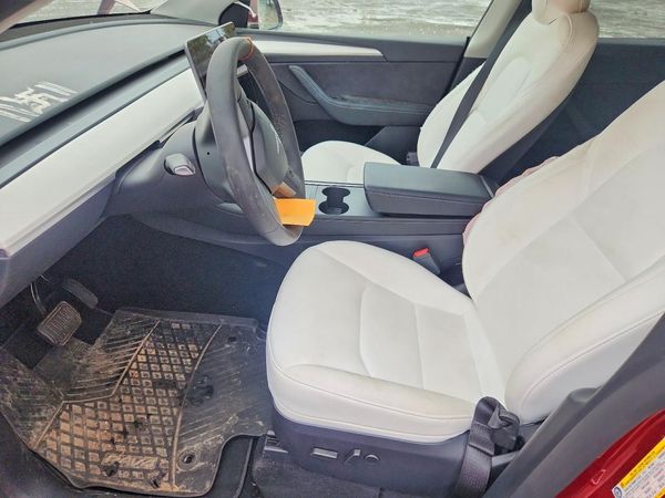 2024 TESLA MODEL Y — DENT