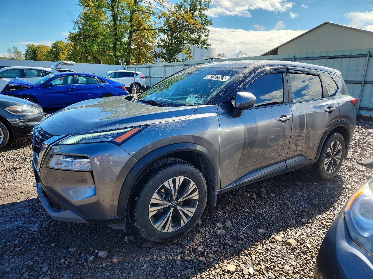 2023 NISSAN ROGUE SV — Front 3/4