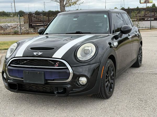 2016 MINI COOPER