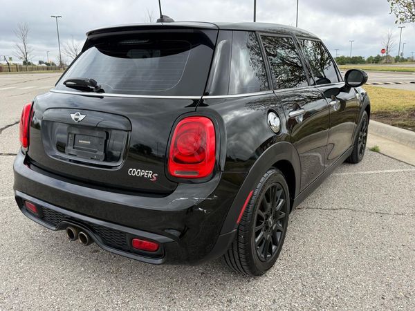 2016 MINI COOPER