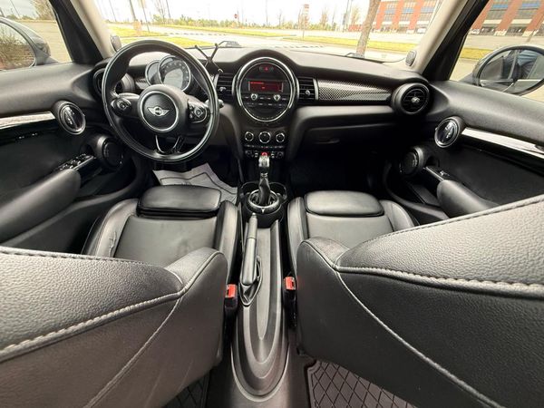2016 MINI COOPER