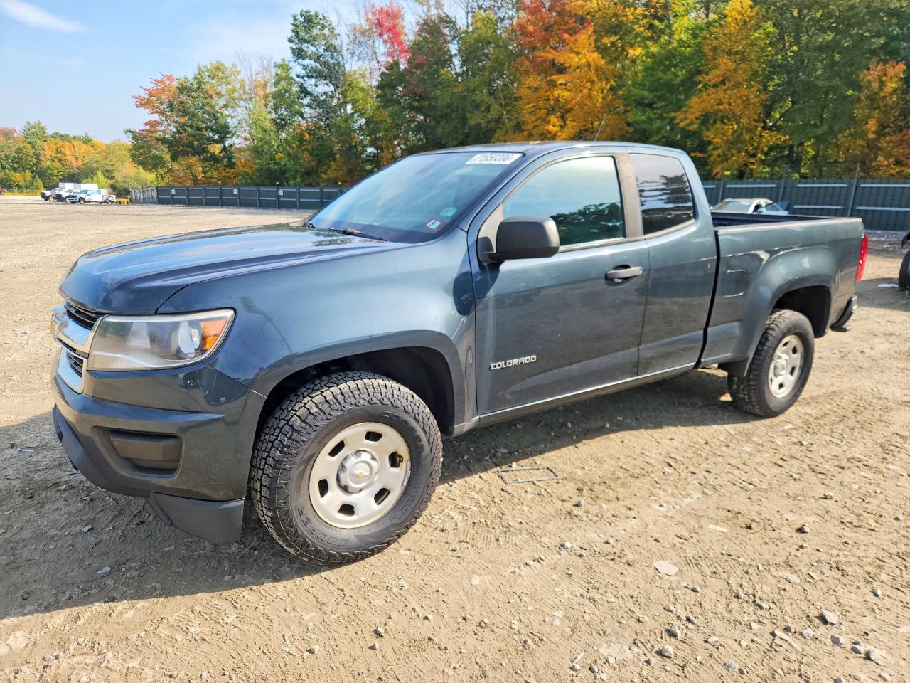 2018 CHEVROLET COLORADO Work Truck — Front 3/4