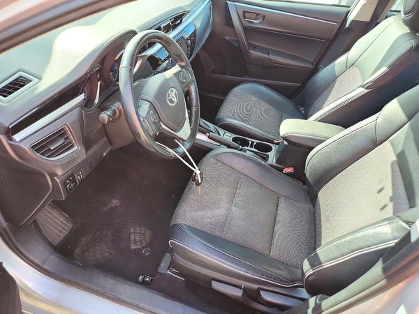 2016 TOYOTA COROLLA L/LE — DENT