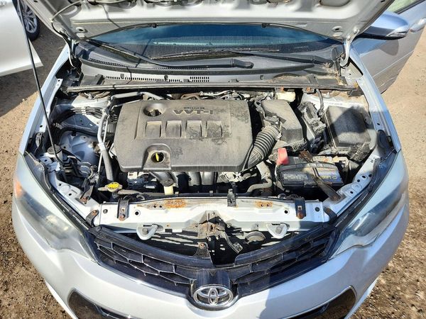 2016 TOYOTA COROLLA L/LE — Engine bay