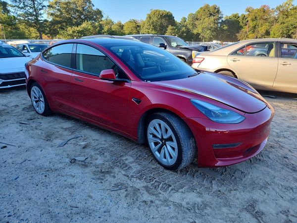 2023 TESLA MODEL 3 — Passenger 3/4