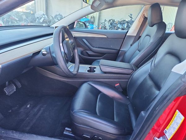 2023 TESLA MODEL 3 — DENT