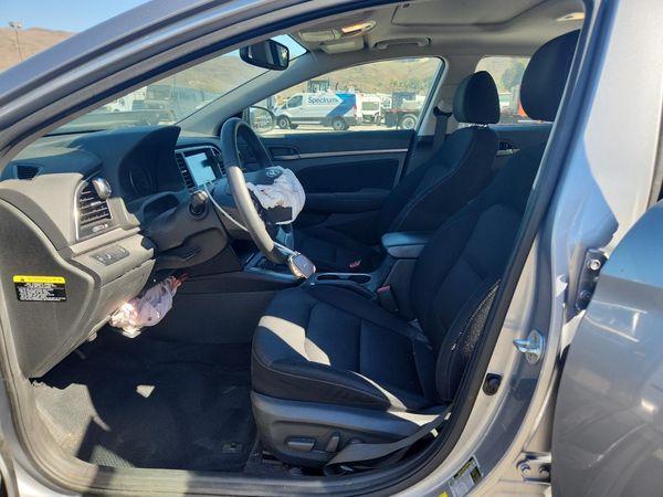 2017 HYUNDAI ELANTRA — DENT