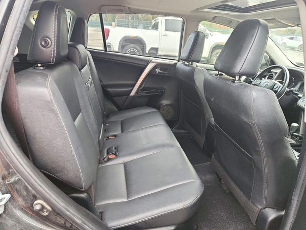 2017 TOYOTA RAV4 Ltd Hybrid — PSRS