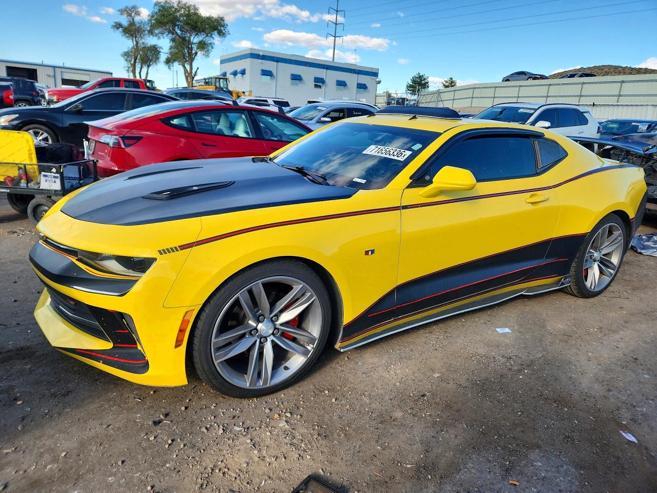 2017 CHEVROLET CAMARO 1LT — Front 3/4
