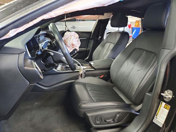 2019 AUDI A7 — DENT
