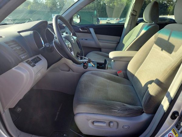 2013 TOYOTA HIGHLANDER Base/Hybrid — DENT
