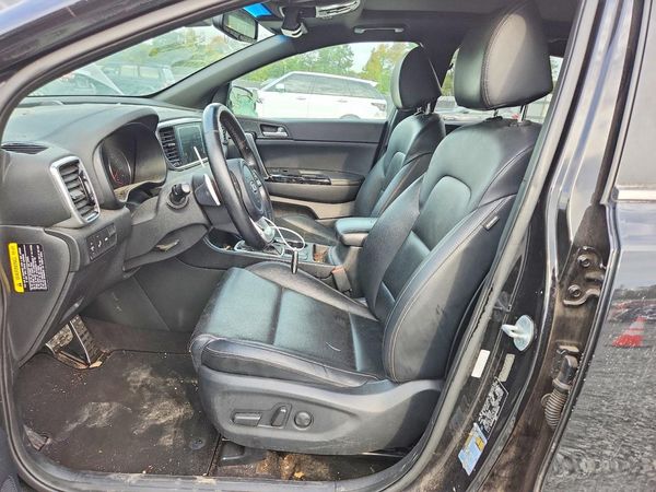 2021 KIA SPORTAGE S — DENT