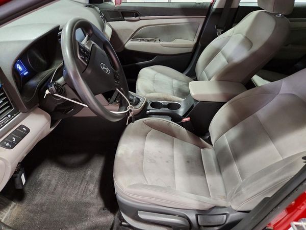 2018 HYUNDAI ELANTRA — DENT
