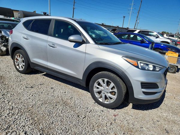 2019 HYUNDAI TUCSON SE — Passenger 3/4