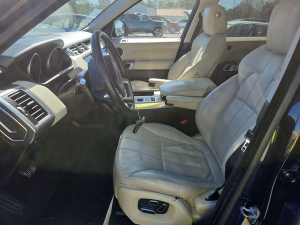 2014 LAND ROVER RANGEROVER HSE — DENT
