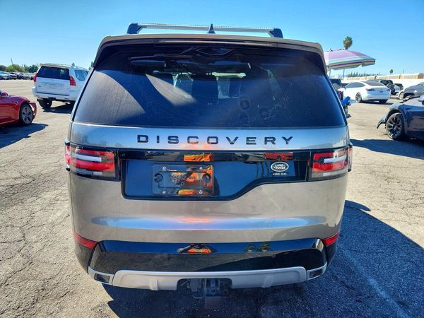 2019 LAND ROVER DISCOVERY HSE Luxury — DIRR
