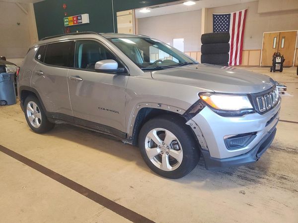 2020 JEEP COMPASS — Passenger 3/4