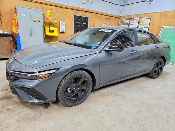 2026 HYUNDAI ELANTRA — Front 3/4