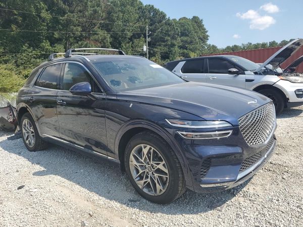 2025 GENESIS GV70