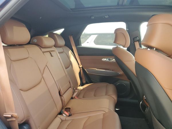 2025 GENESIS GV70