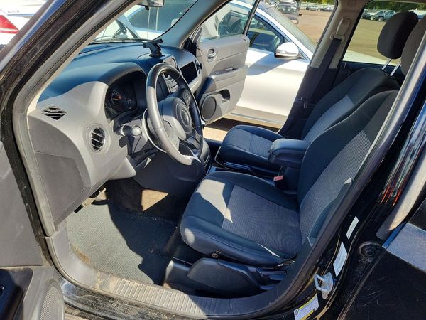2014 JEEP PATRIOT Latitude — DENT