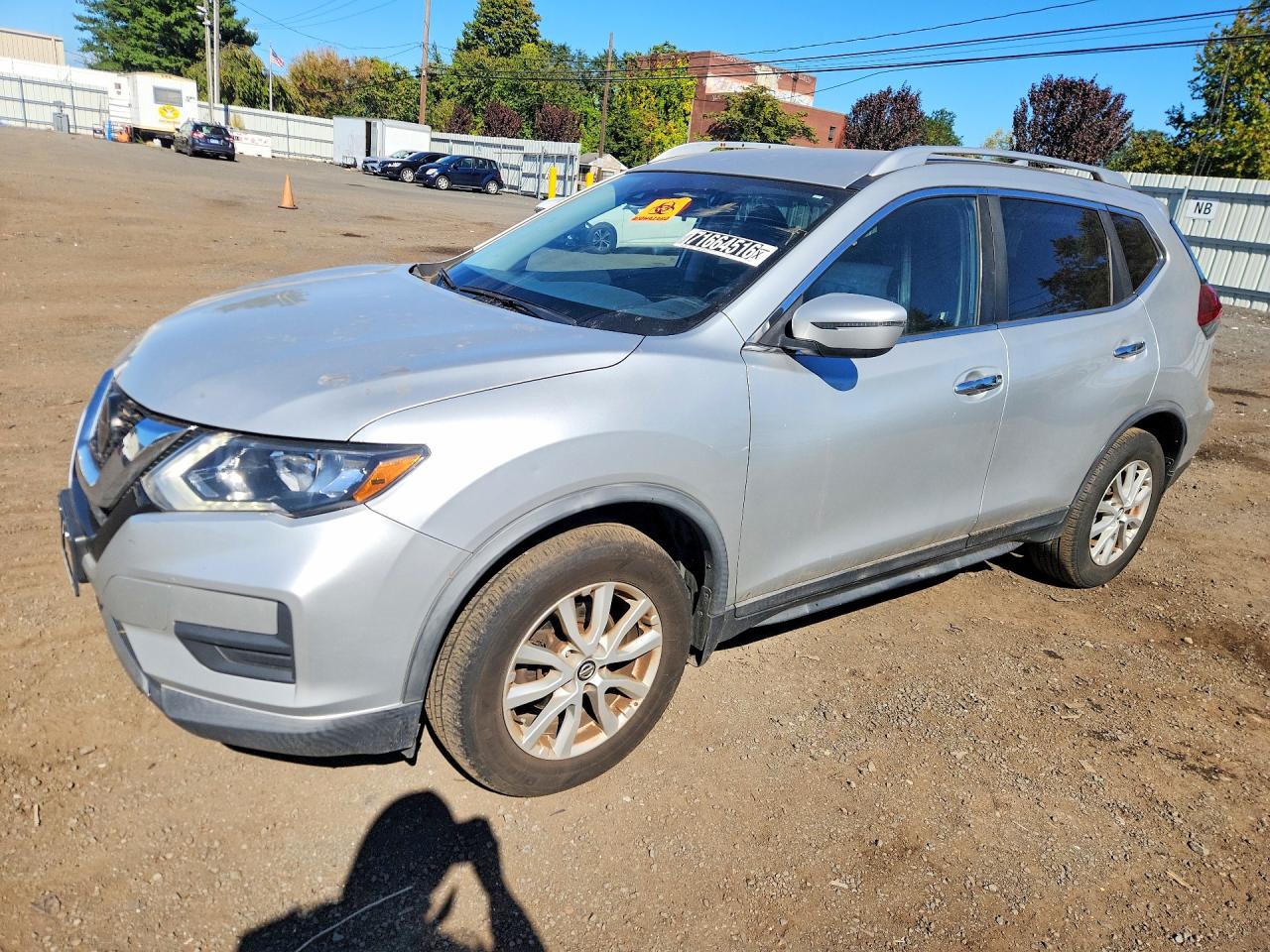2020 NISSAN ROGUE — Front 3/4