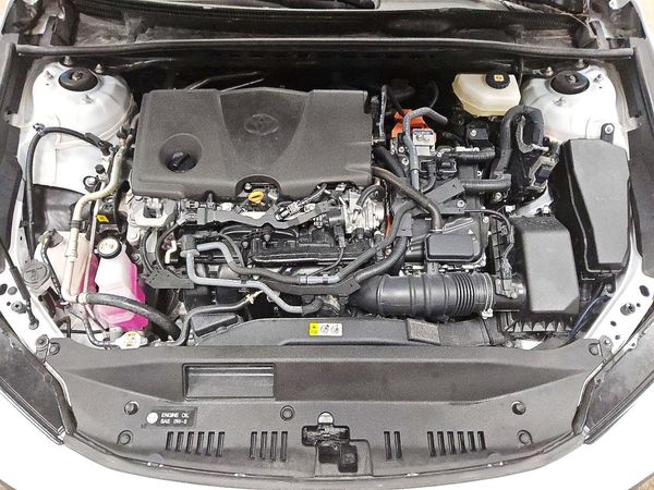 2025 TOYOTA CAMRY — Engine bay