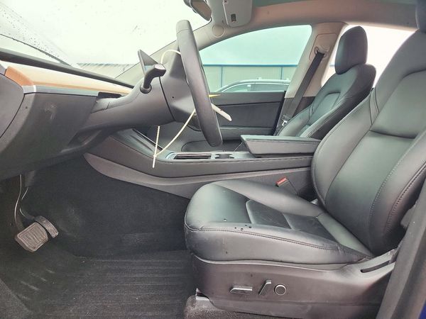 2021 TESLA MODEL Y — DENT