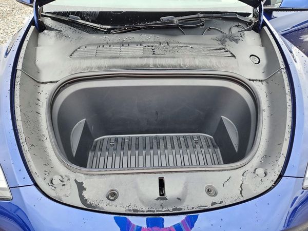 2021 TESLA MODEL Y — Engine bay
