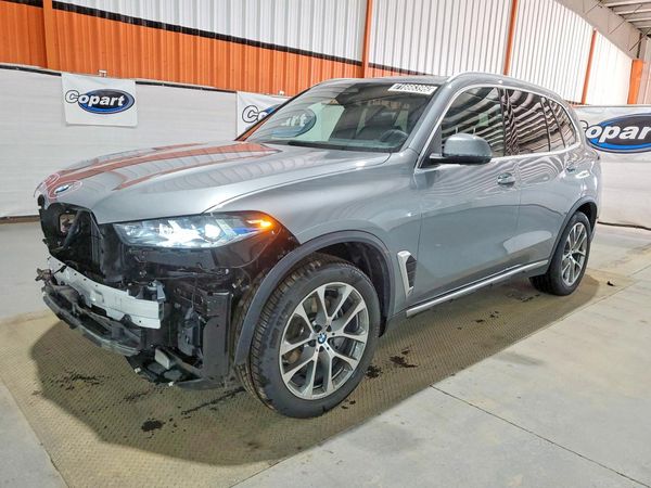 2026 BMW X5 xDrive40 — Front 3/4