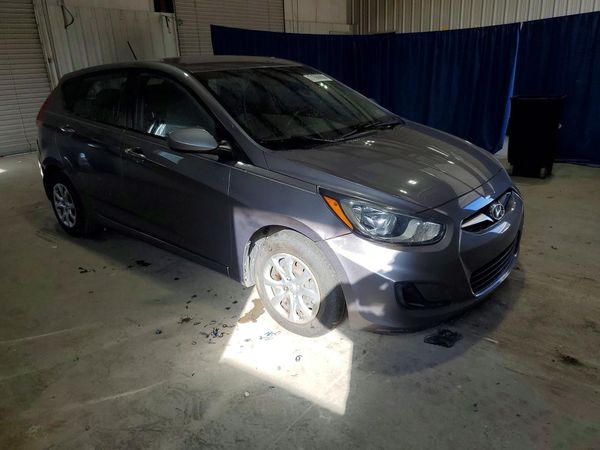 2014 HYUNDAI ACCENT 5DR GS / 4DR GLS — Passenger 3/4