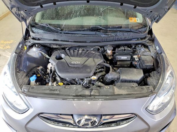 2014 HYUNDAI ACCENT 5DR GS / 4DR GLS — Engine bay