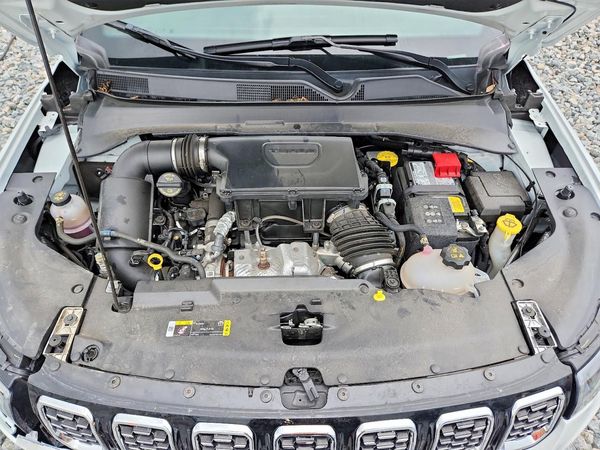 2025 JEEP COMPASS Limited — Engine bay