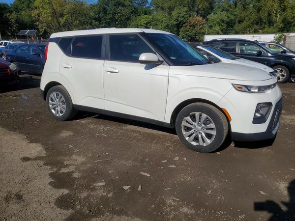 2020 KIA SOUL LX, S, X-Line — Passenger 3/4