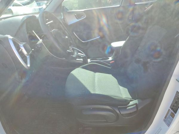 2020 KIA SOUL LX, S, X-Line — DENT