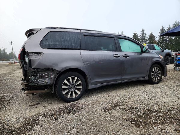 2018 TOYOTA SIENNA — PSRA